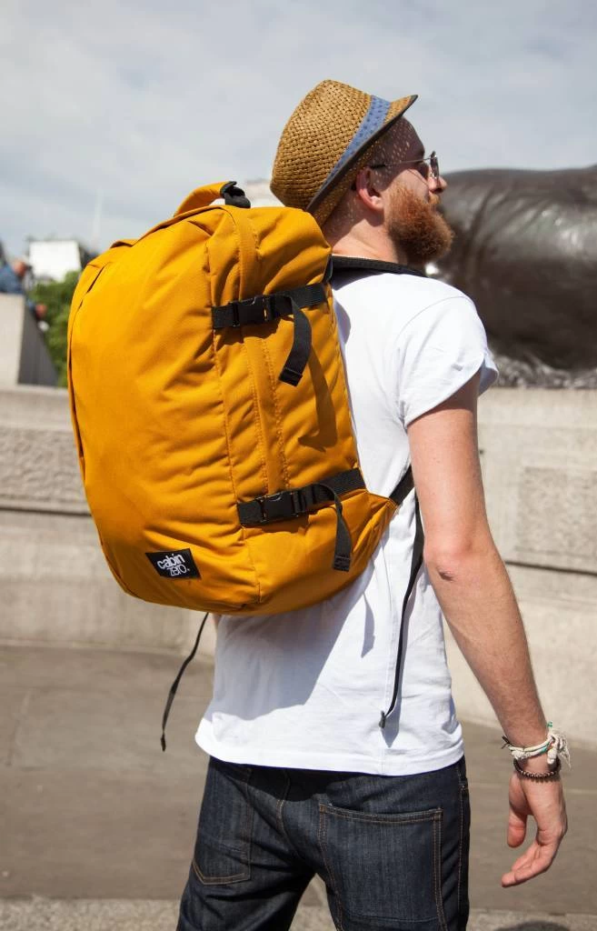 Cabin Zero Classic Ultralight Cabin Bag 44L Orange Chill 12 Cabin Zero Classic Ultralight Cabin Bag 44L Orange Chill - Afbeelding 10