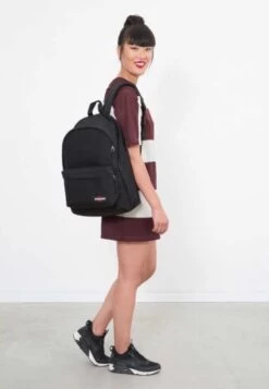 Eastpak Rugzak Out Of Office Black -Mode Tassen eastpak rugzak out of office black eastpak 277553