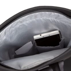 New Rebels Tim S Waterproof Flap Rugzak Black / Grey -Mode Tassen new rebels tim s waterproof flap rugzak black grey new rebels 379795