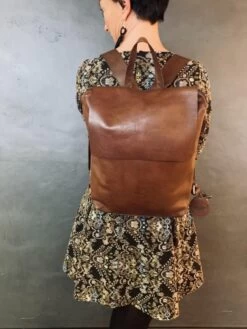 Saccoo Sica L Rugzak Choco -Mode Tassen saccoo sica l rugzak choco saccoo 476146